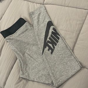 Nike leggings